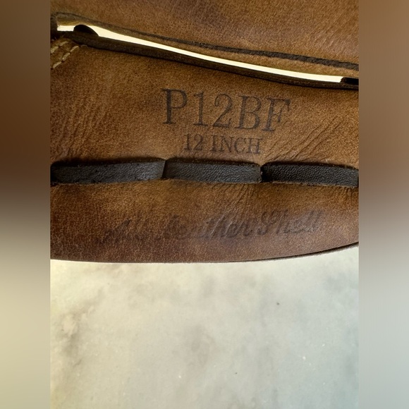 Rawlings P12BF 12” Right Hand Throw RHT Baseball Glove Brown Gently Used - Picture 7 of 13